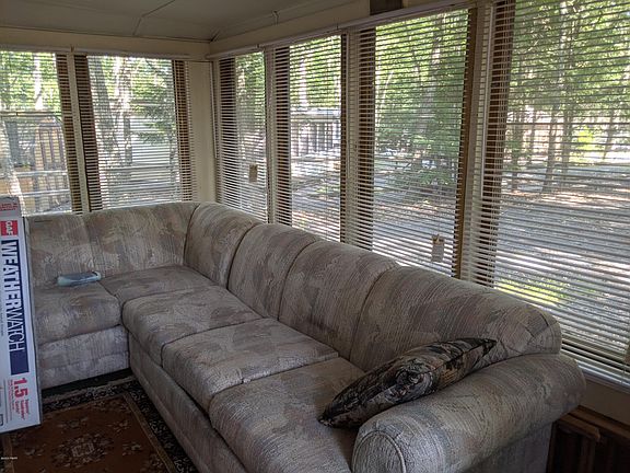 3rd image of 4032 Shoshone Ct