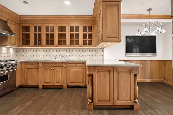 Rented by Douglas Elliman | media 5