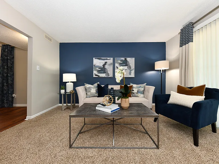Spacious living room
