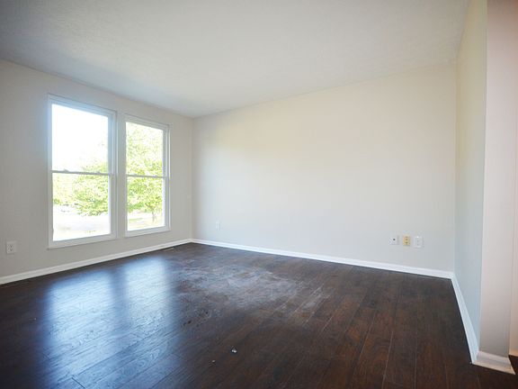 4th image of 7479 Gungadin Dr