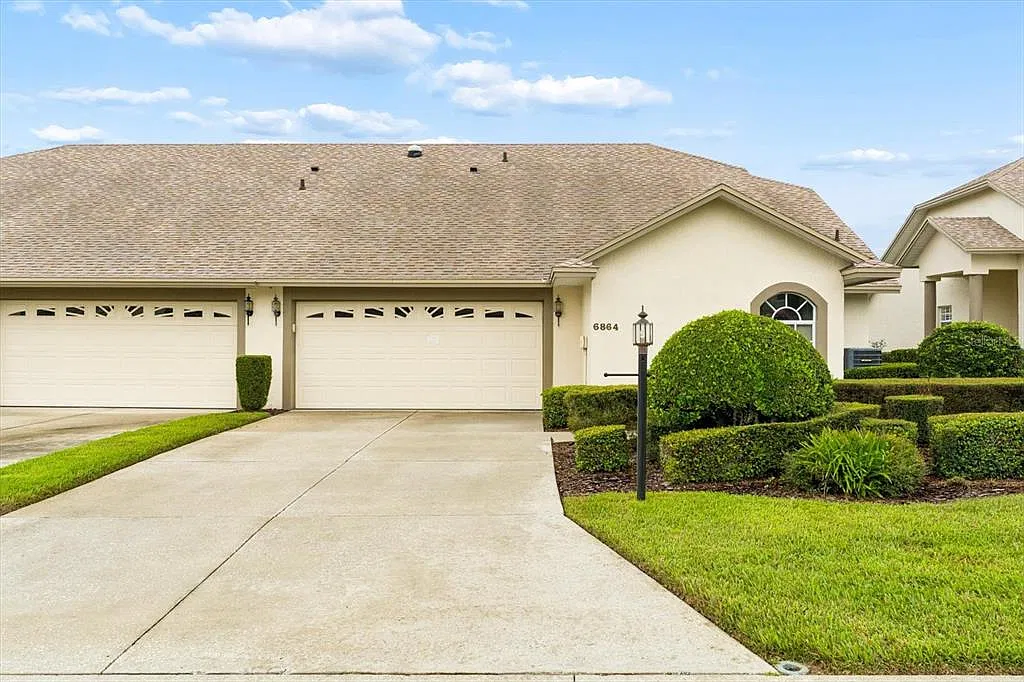 3 bed, 2.0 bath, 1674 sqft, $2,200 — Photo 1