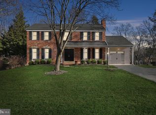 16905 Briardale Rd, Derwood, MD 20855