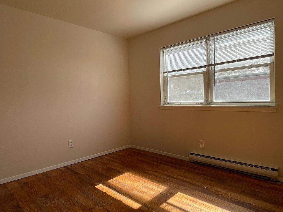 88 McKinley St Hackensack NJ Zillow