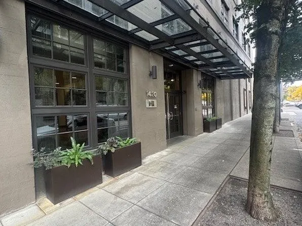 1420 NW Lovejoy St APT 520, Portland, OR 97209