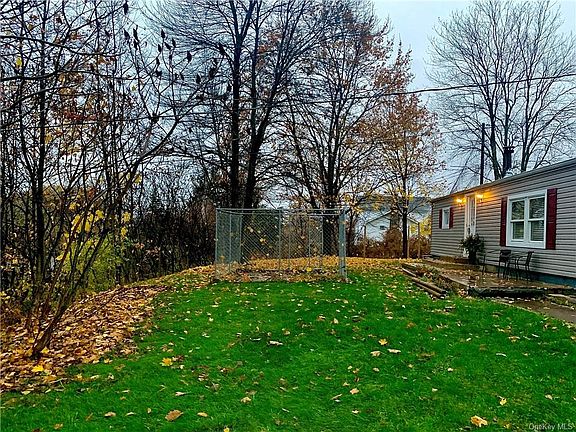 3rd image of 94 Mulberry Ln