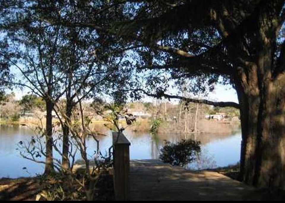 1st image of 3221 Sandspur Dr