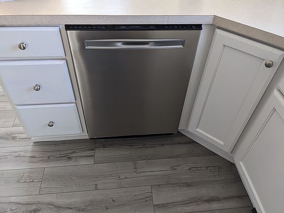 3rd image of 2567 Prospect Dr APT 3