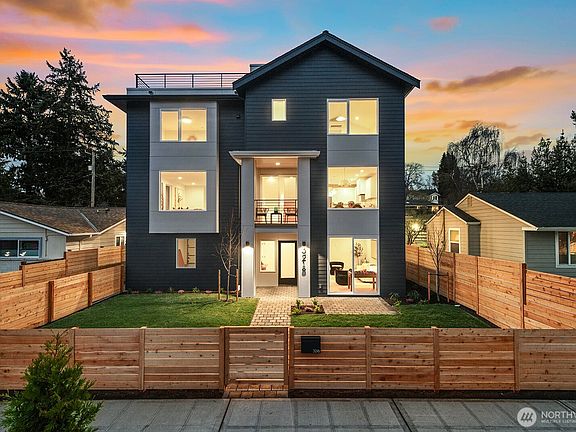 2nd image of 3218 47th Avenue SW
