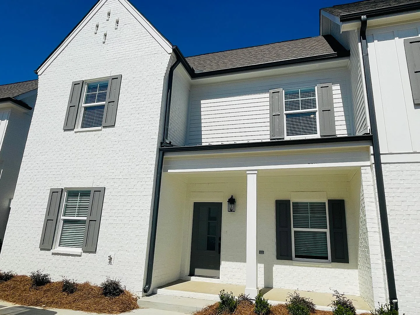 3BR/3.5BA For Rent — Photo 1