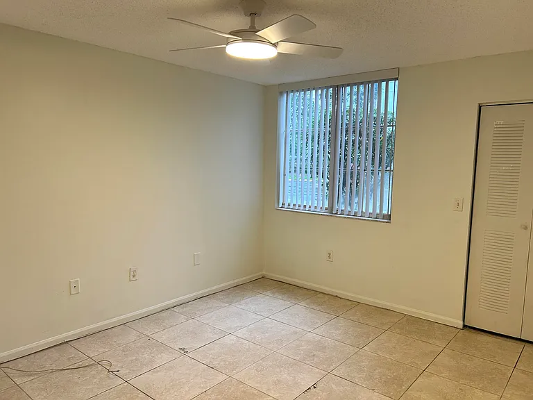 7872 Sonoma Springs Cir #103 — Photo 4