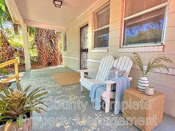 5th image of 916 W 25th St
