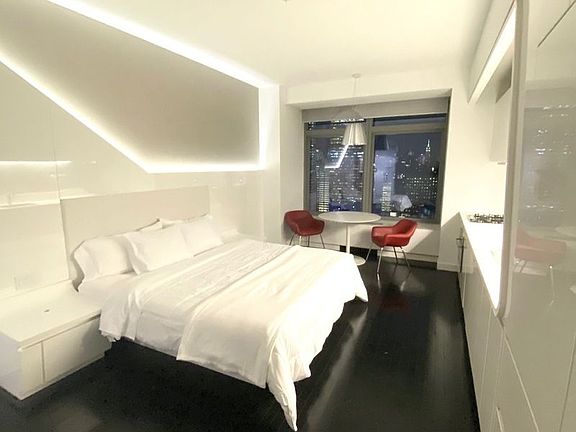 2nd image of 123 Washington St APT 30E