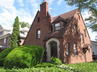 1136 13th St NW, Canton, OH 44703