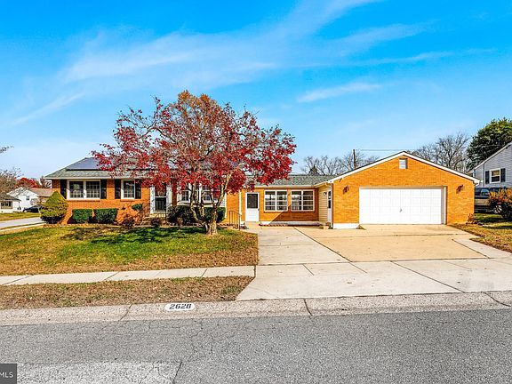 3rd image of 2628 Newell Dr