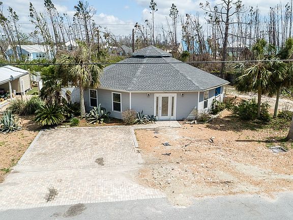3rd image of 408 California Dr