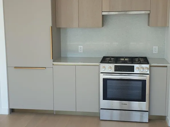 3 Court Square image 7 of 14