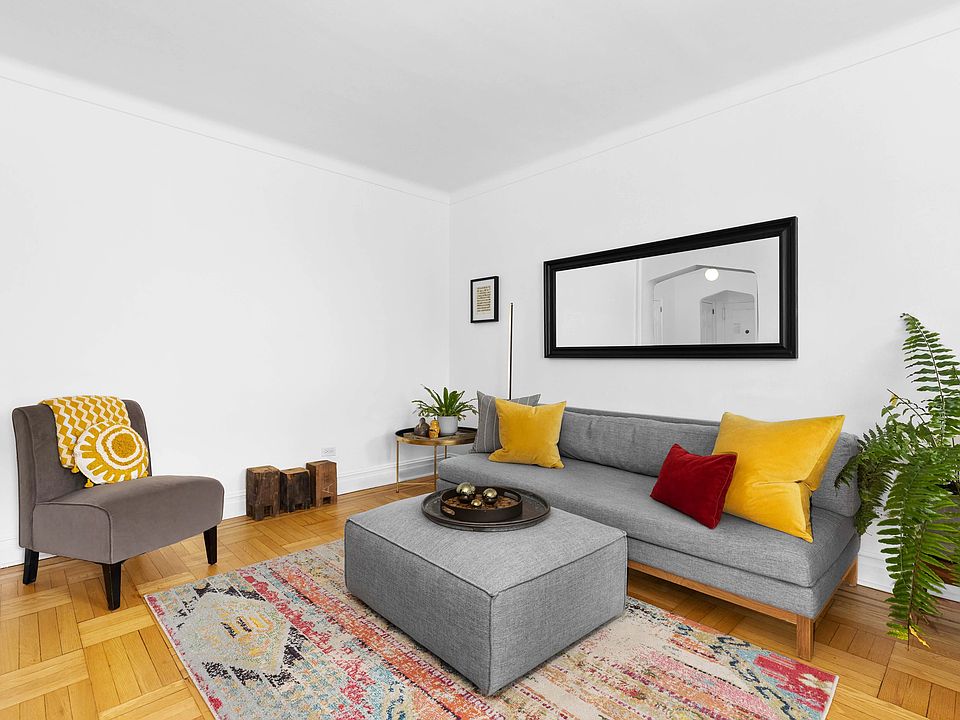 1st image of 135 Hawthorne St APT 1B