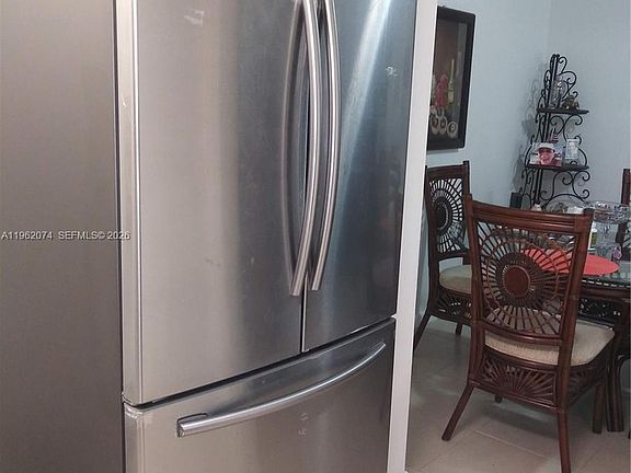 2nd image of 4172 Inverrary Dr APT 310