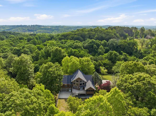 15593 Iles Rd, Sale Creek, TN 37373