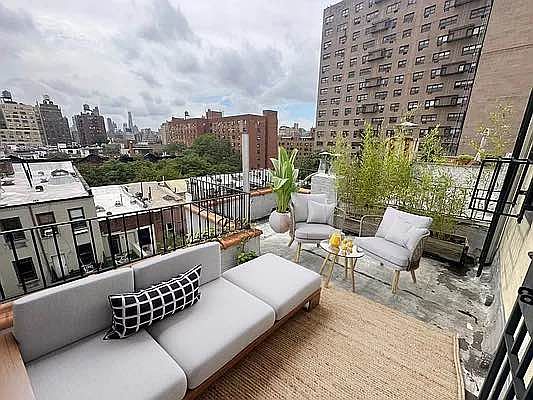 1st image of 48 W 90th St Penthouse 1