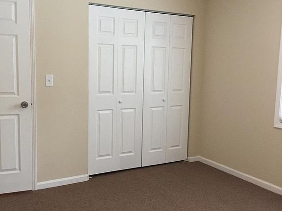 4th image of 10680 W Woodland Ave
