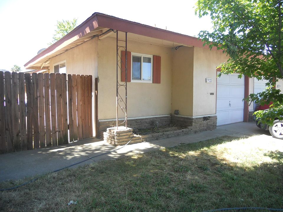 1st image of 7922 Loucreta Dr