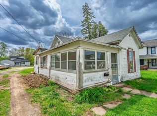 529 W State St, Albany, IN 47320