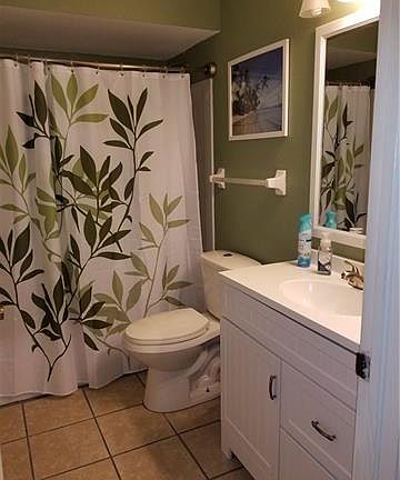 5th image of 1602 SW 27th Ter