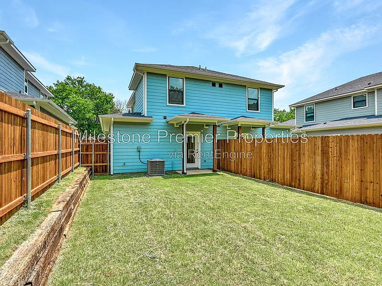 1323 S 5th Ave — Photo 25