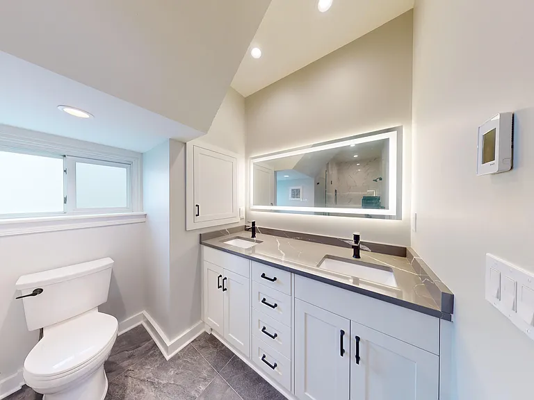 534 Abbott Rd #1 — Photo 8