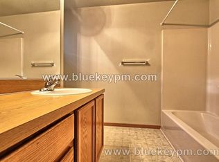 10141 N Calhoun Ave, Portland, OR 97203