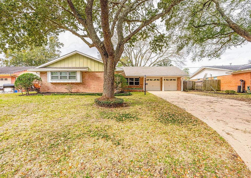 1st image of 1506 Lavonia Ln