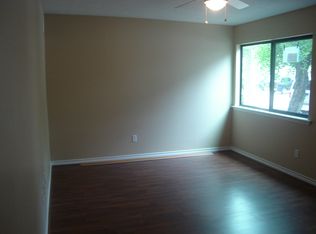 4513 Carter Creek Pkwy APT 3, Bryan, TX 77802