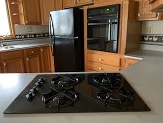 5th image of 1424 Country Club Ln