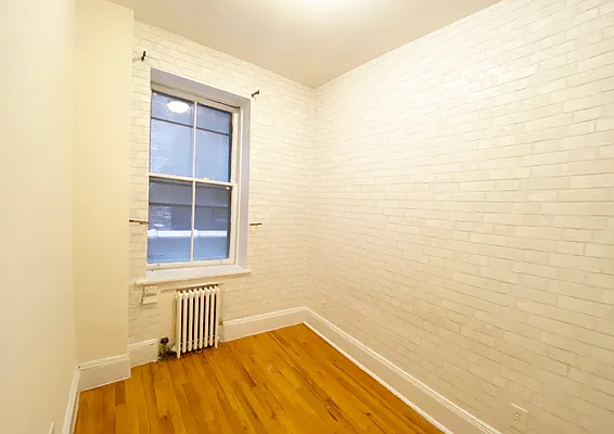 Rented by Waverly Realty Associates | media 23