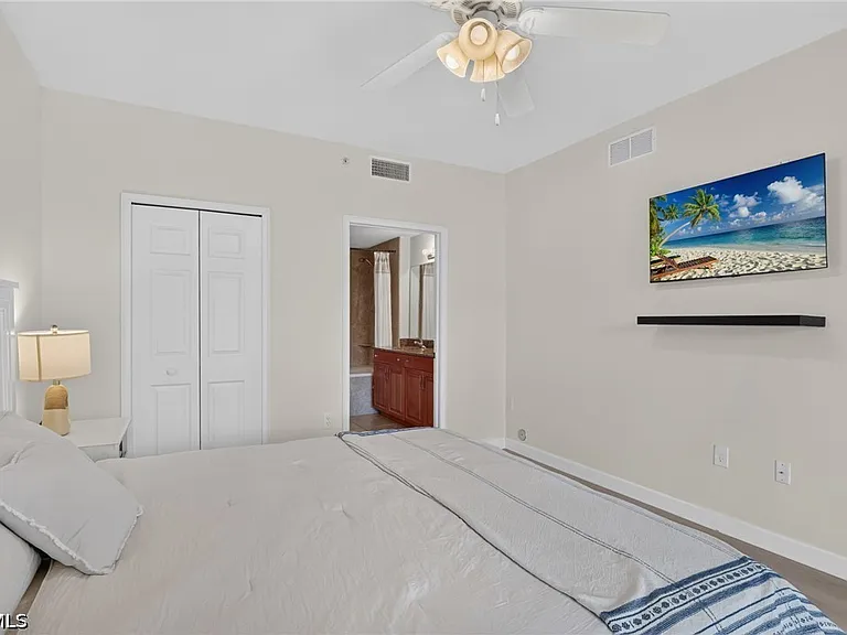 13110 Bella Casa Cir #102 — Photo 17