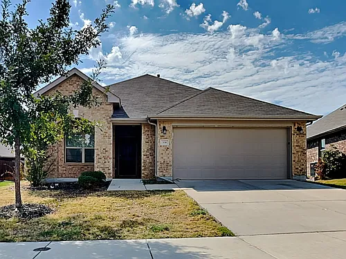 504 Fossil Creek Dr Photo 1