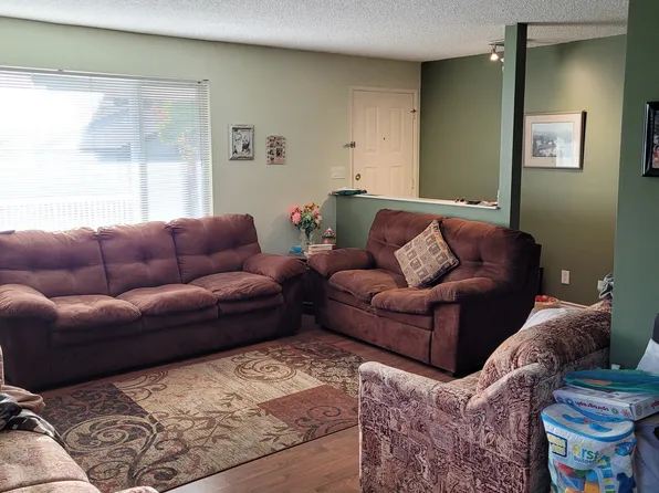 13923 72nd Ave #615, Surrey, BC V3W 2P6