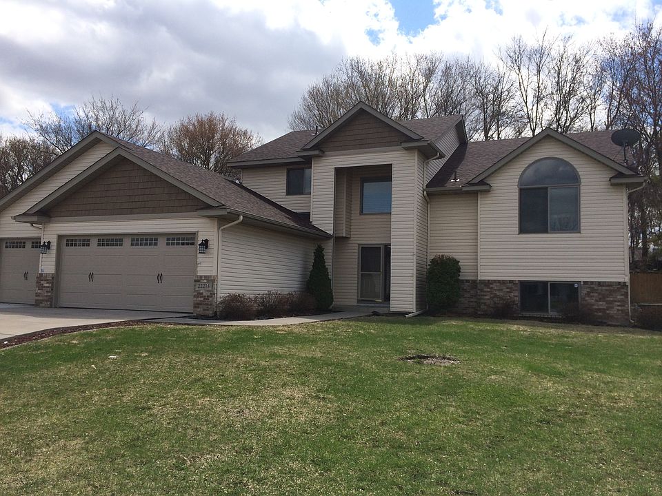 1st image of 22273 Hickory Ct