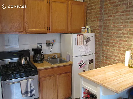 Rented by Compass | media 7