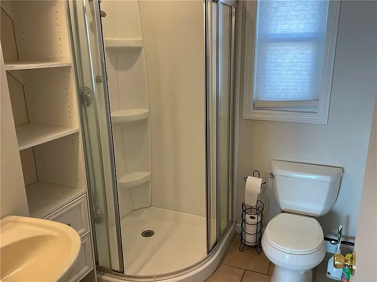 6 Harbor Dr #B — Photo 9