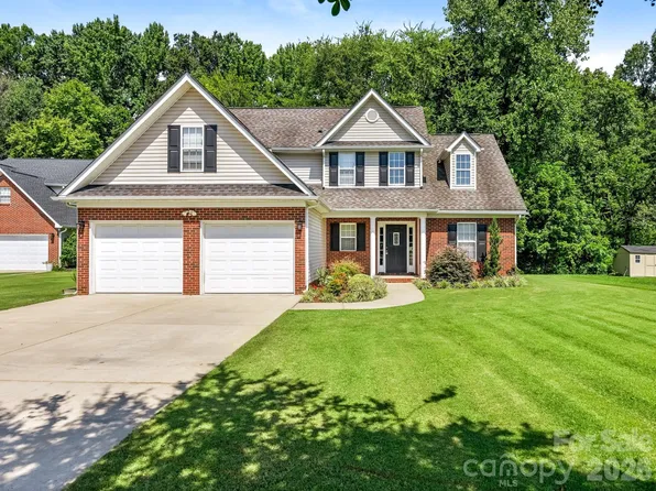 7000 Hemby Commons Pkwy #13, Indian Trail, NC 28079