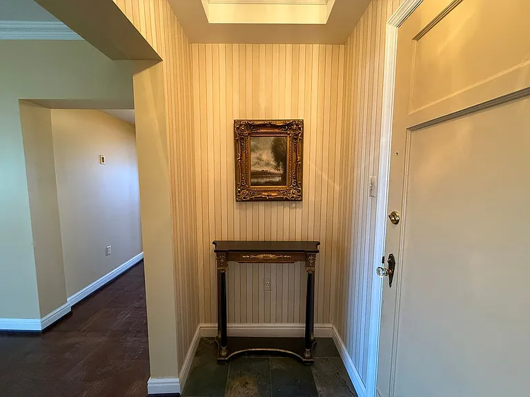 The Royal York Apartments — Photo 77