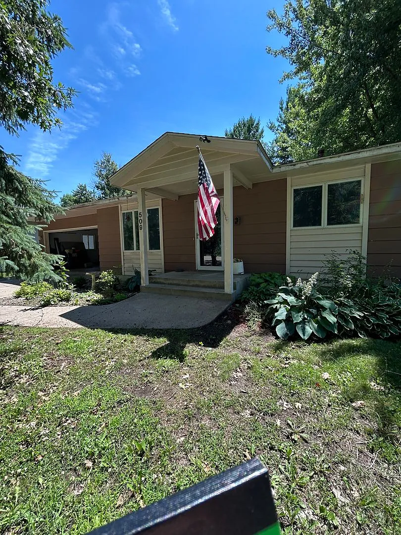 For Rent: Beautiful 3 Bed, 2 Bath Home in Northfield, MN — Photo 1