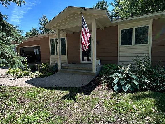 4th image of 509 Nelson Ct