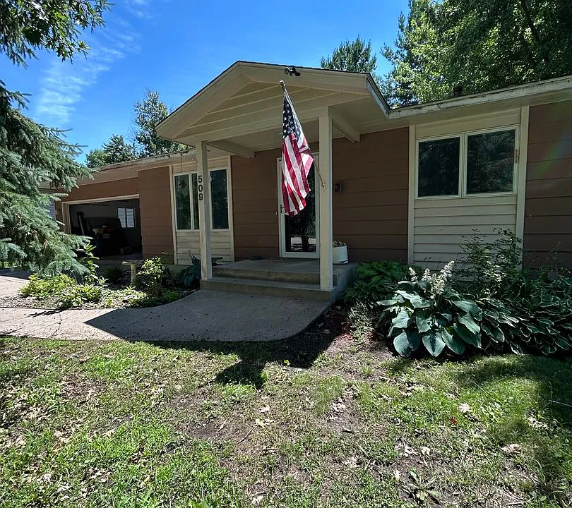 509 Nelson Ct