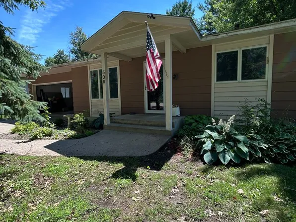 509 Nelson Ct, Northfield, MN 55057