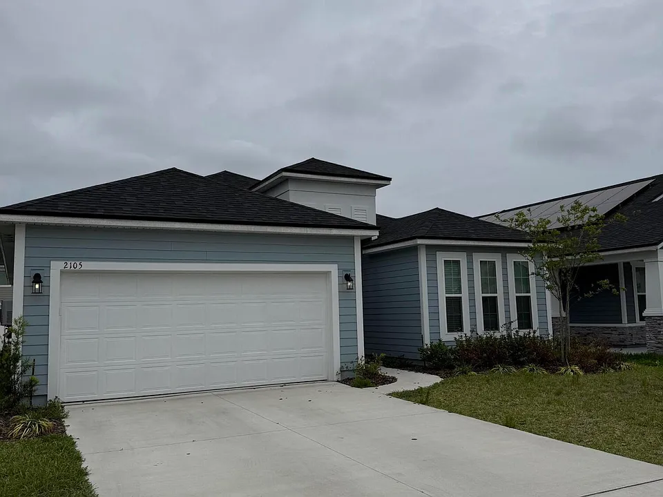 2105 Featheredge Way