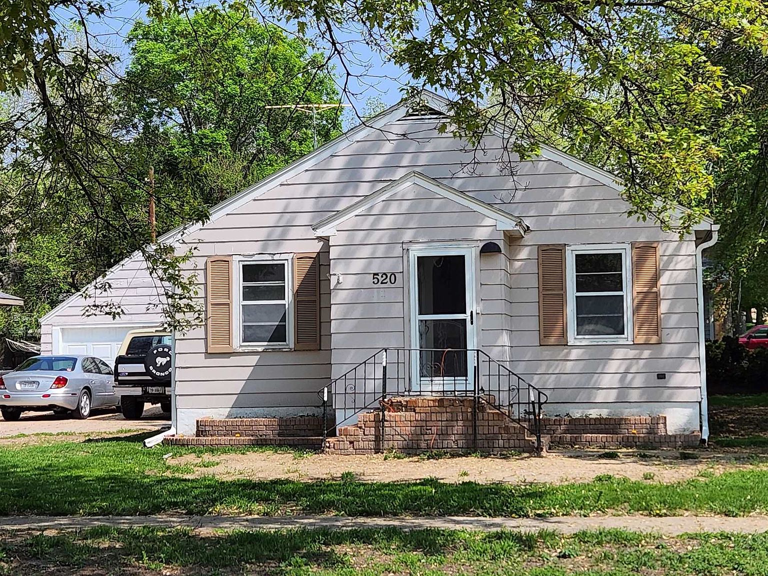 520 18th St, Gothenburg, NE 69138 Zillow