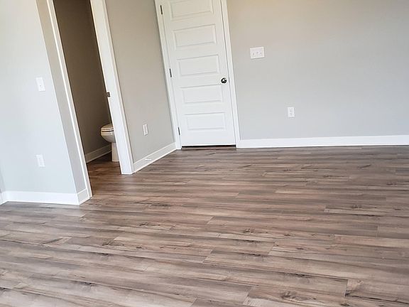 Level 1 - Wet Bar Room_2